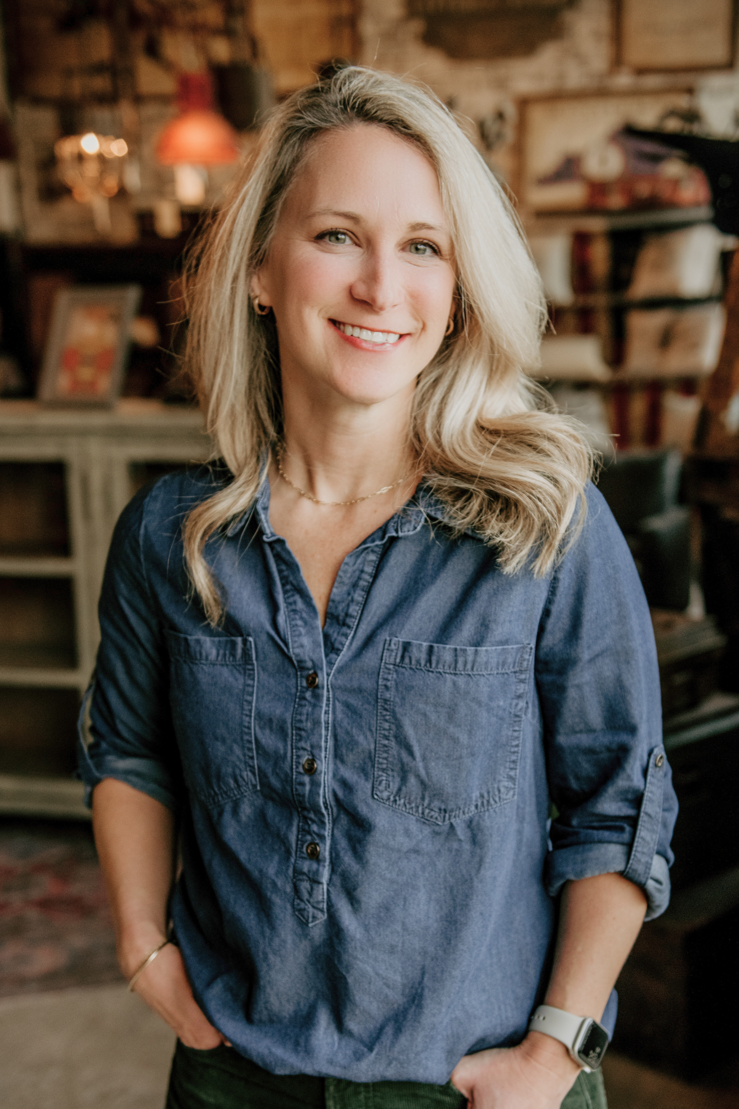 Julie Brown Headshot